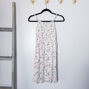 NWT SO WHITE DRESS WITH FLOWERS SIZE XS WITH ADJUSTABLE STRAPS